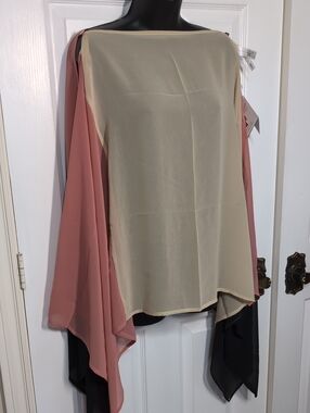 Wynne Layers Convertible Poncho 2X NEW